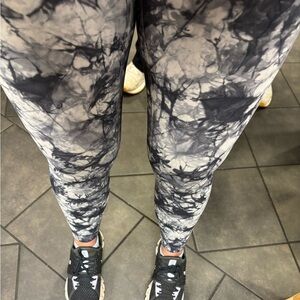 lululemon tie dye align leggings